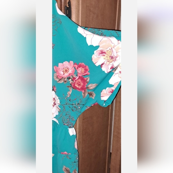 Beautiful Ladies Teal Floral Entro Baby Doll Blouse V neck front/back Size Large - Picture 4 of 8